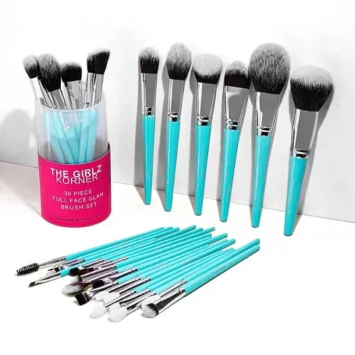 The Girlz Korner Face Glam Brush
